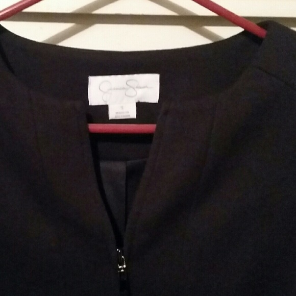 Jessica Simpson Short Zip Up Blazer (S) - Picture 3 of 3